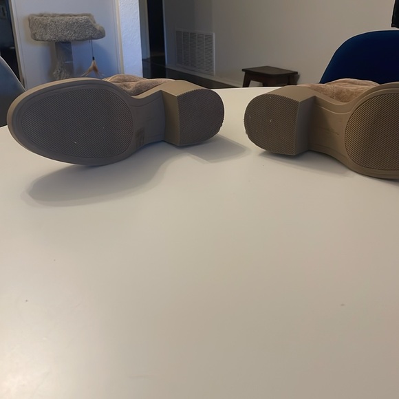 Gianvito Rossi suede lace-up boots - Picture 5 of 16